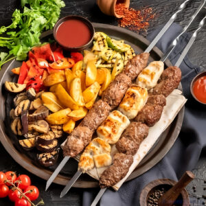 Ассорти люля с овощами гриль